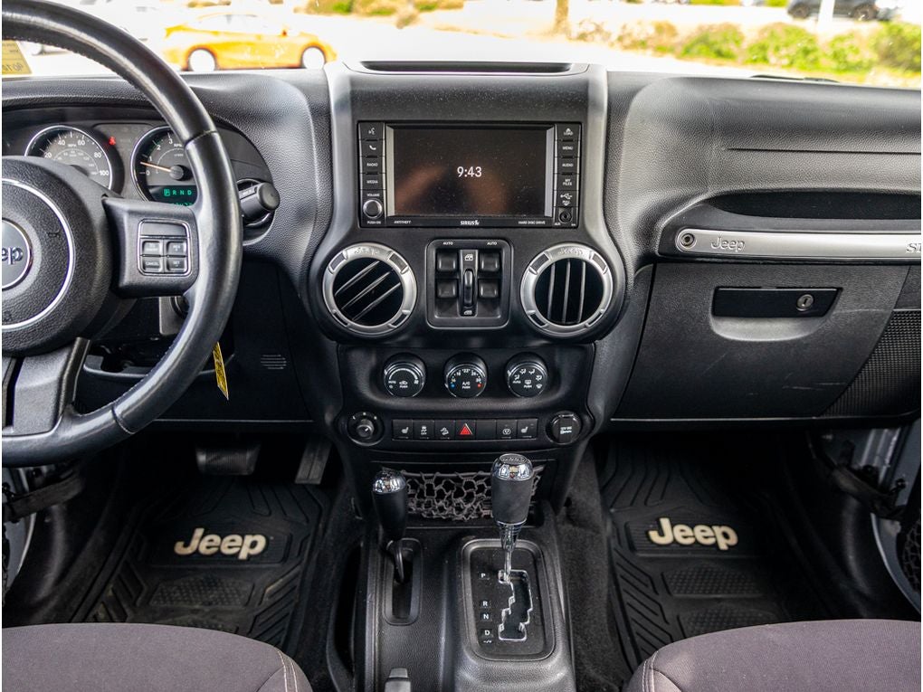 2013 Jeep Wrangler Unlimited Sahara