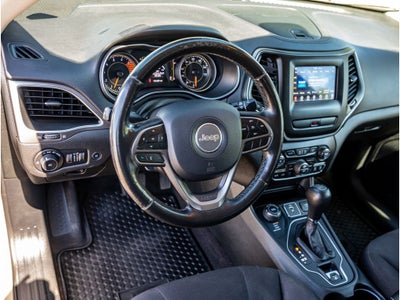 2019 Jeep Cherokee Base