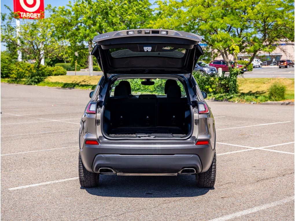 2019 Jeep Cherokee Base