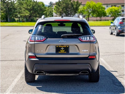 2019 Jeep Cherokee Base