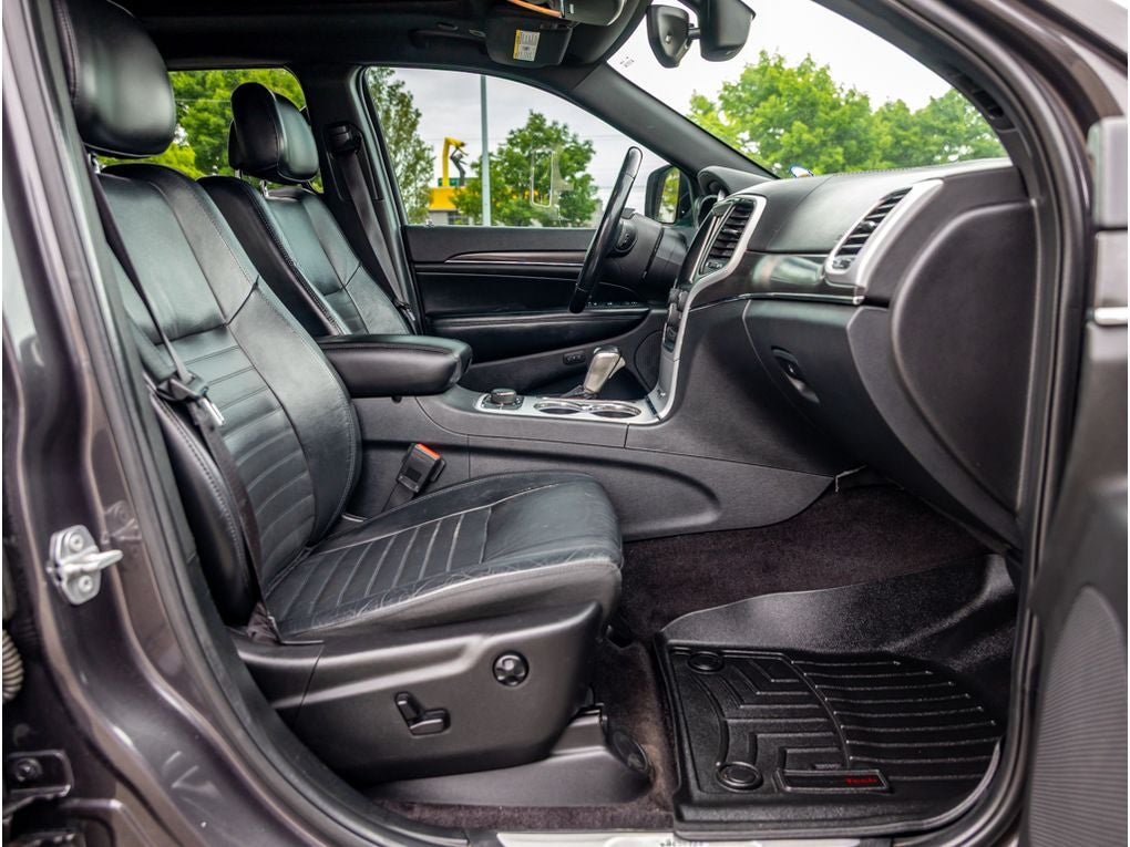 2018 Jeep Grand Cherokee Base