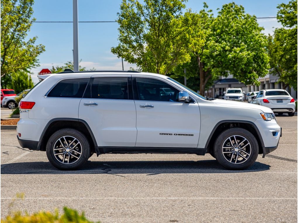 2018 Jeep Grand Cherokee Base