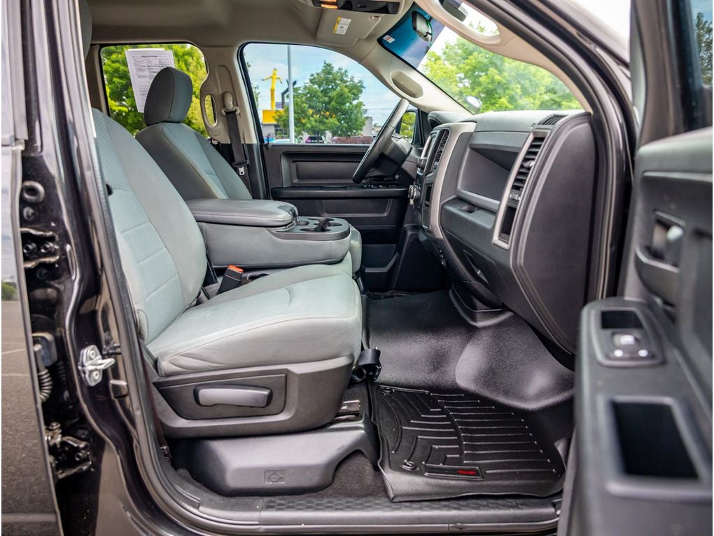 2017 RAM 1500 Base