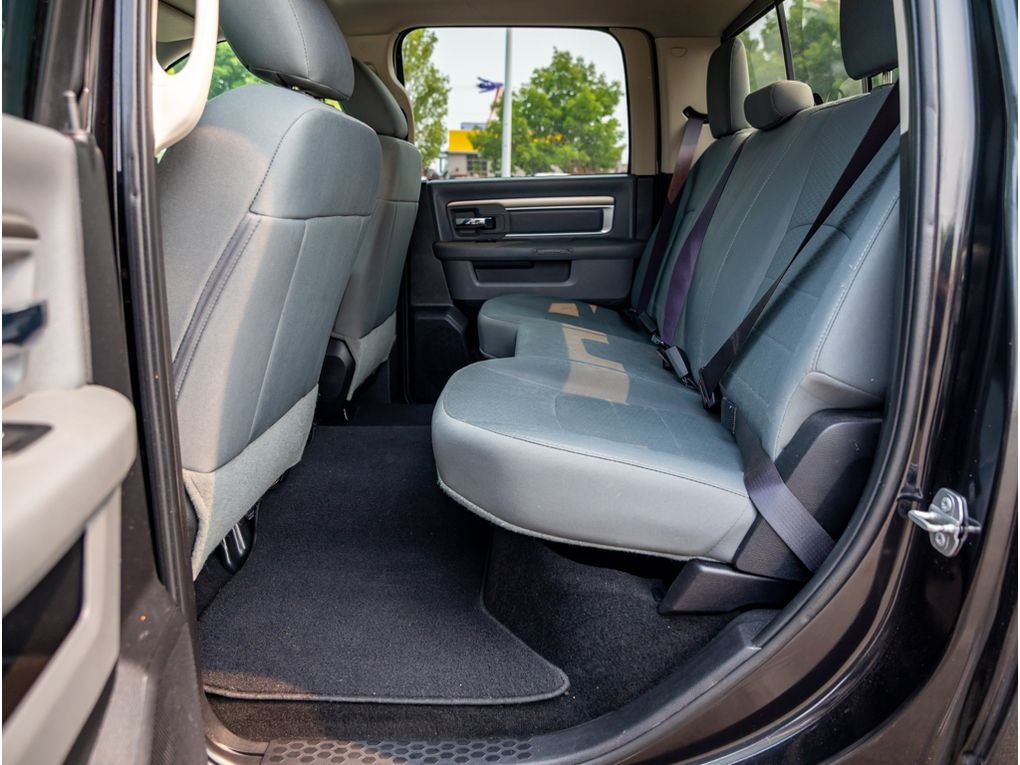 2016 RAM 1500 Base