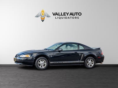 2000 Ford Mustang Base
