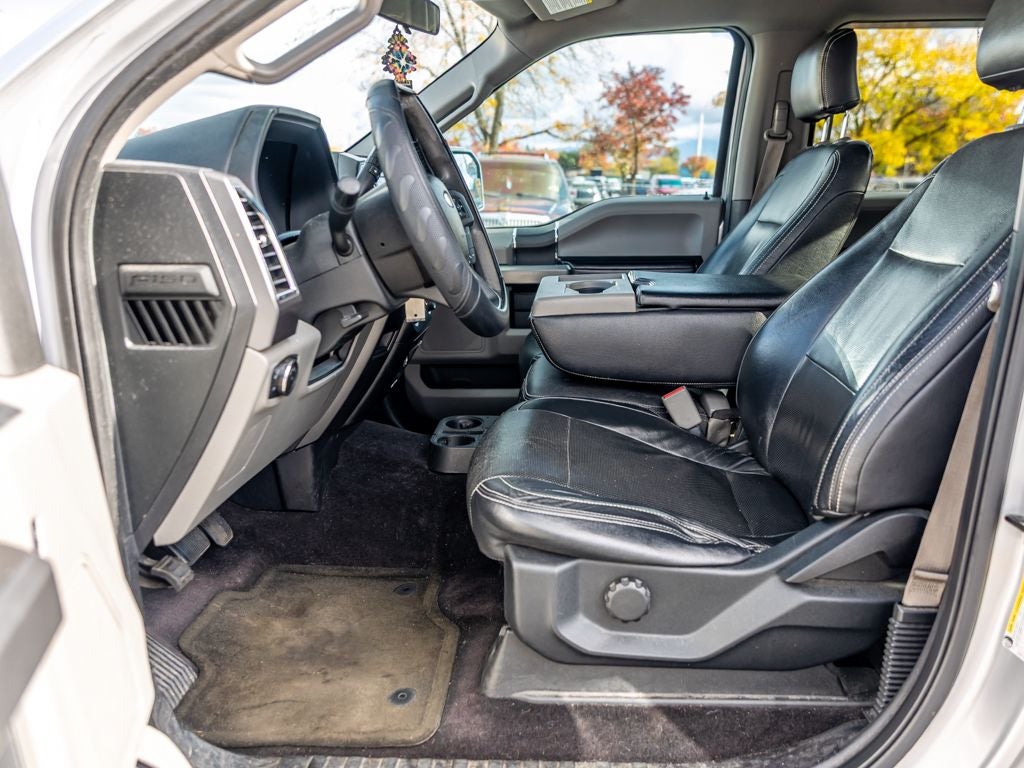 2016 Ford F-150 Base
