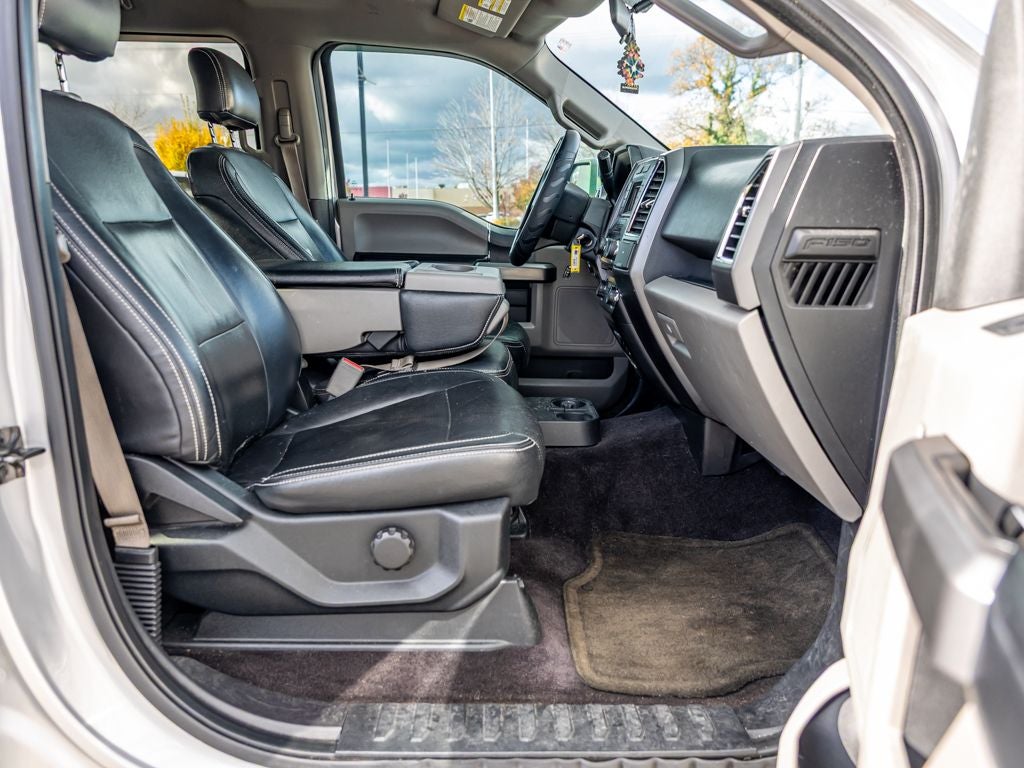 2016 Ford F-150 Base