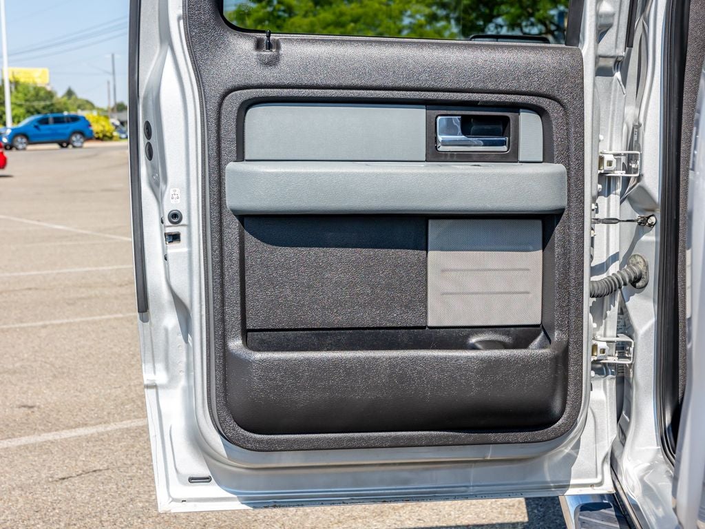 2014 Ford F-150 Base