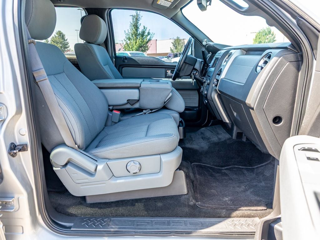 2014 Ford F-150 Base