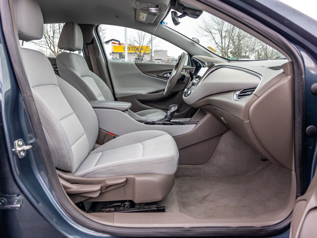 2021 Chevrolet Malibu LT (1LT)