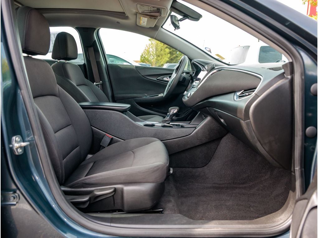 2021 Chevrolet Malibu LT (1LT)
