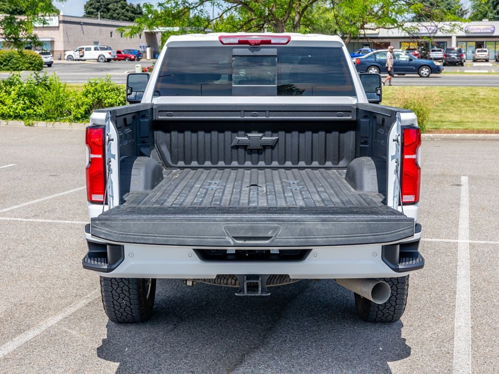 2025 Chevrolet Silverado High Country