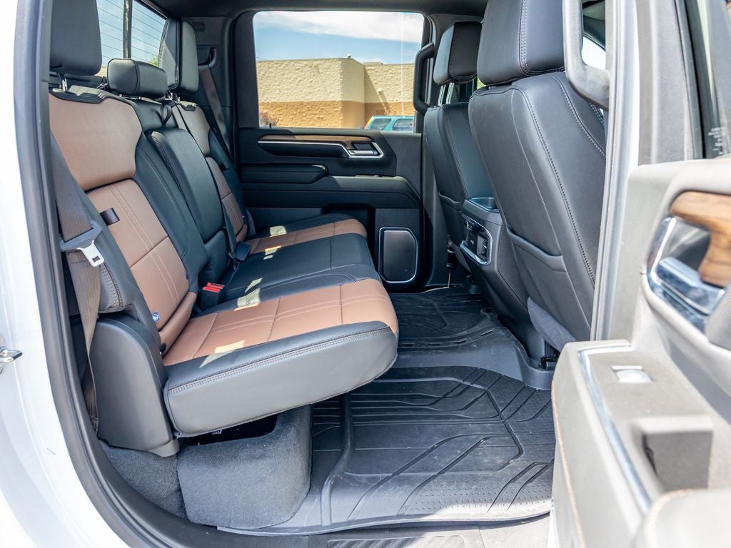 2025 Chevrolet Silverado High Country