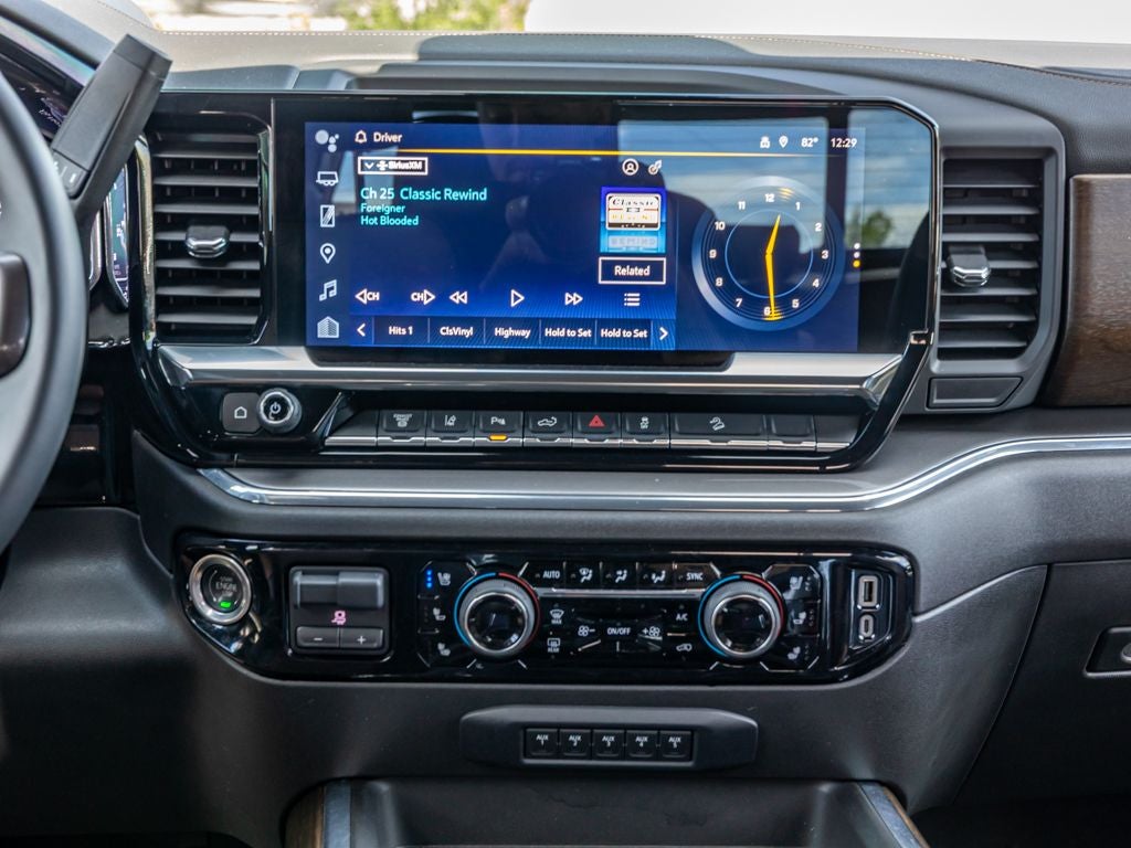 2025 Chevrolet Silverado High Country