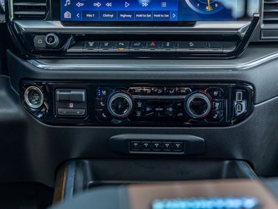 2025 Chevrolet Silverado High Country