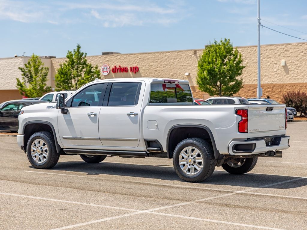 2025 Chevrolet Silverado High Country