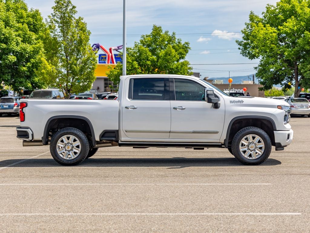 2025 Chevrolet Silverado High Country
