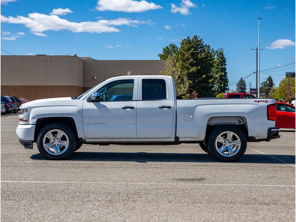 2017 Chevrolet Silverado Custom