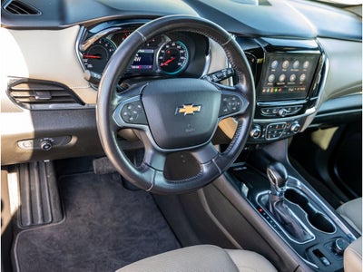 2022 Chevrolet Traverse LT Cloth