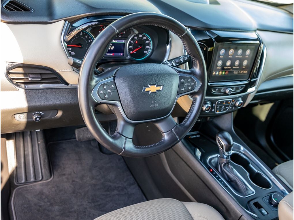 2022 Chevrolet Traverse LT Cloth