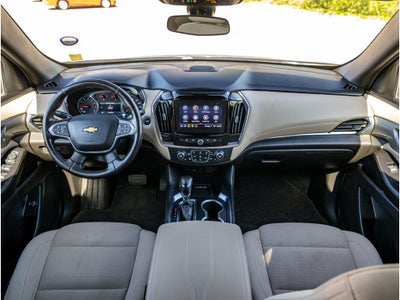 2022 Chevrolet Traverse LT Cloth