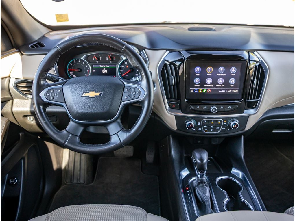2022 Chevrolet Traverse LT Cloth