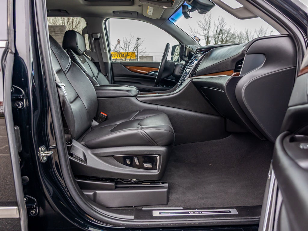 2020 Cadillac Escalade Premium Luxury