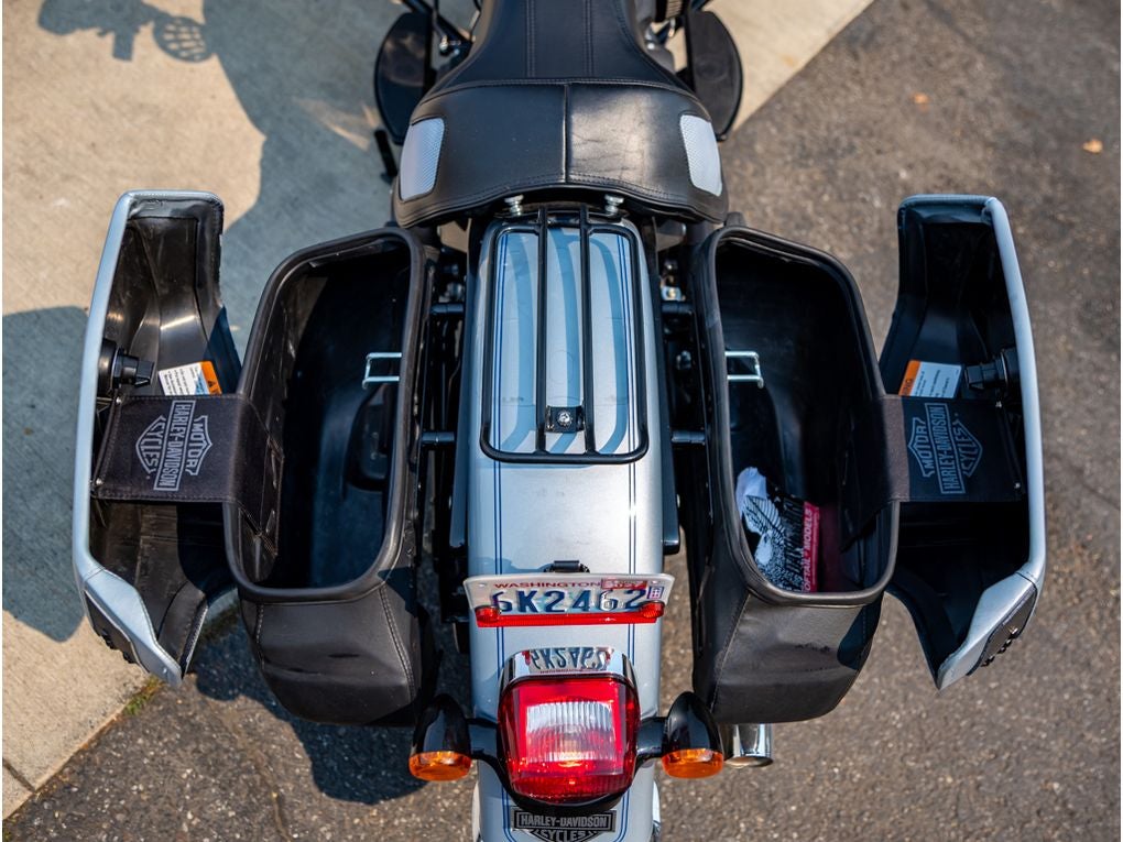 2024 Harley-Davidson FLHCS Base
