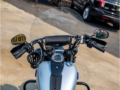2024 Harley-Davidson FLHCS Base