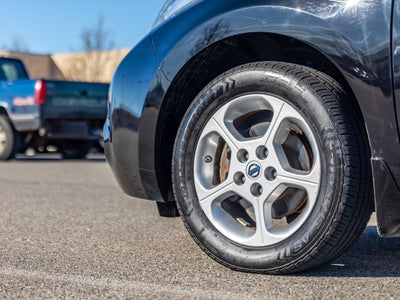 2013 Nissan LEAF Base