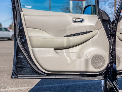 2013 Nissan LEAF Base