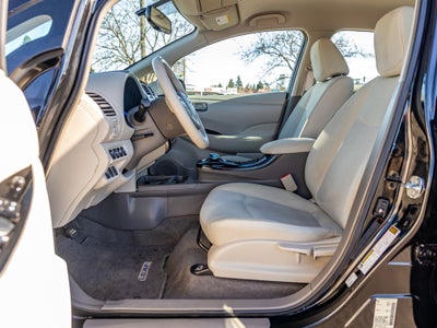 2013 Nissan LEAF Base