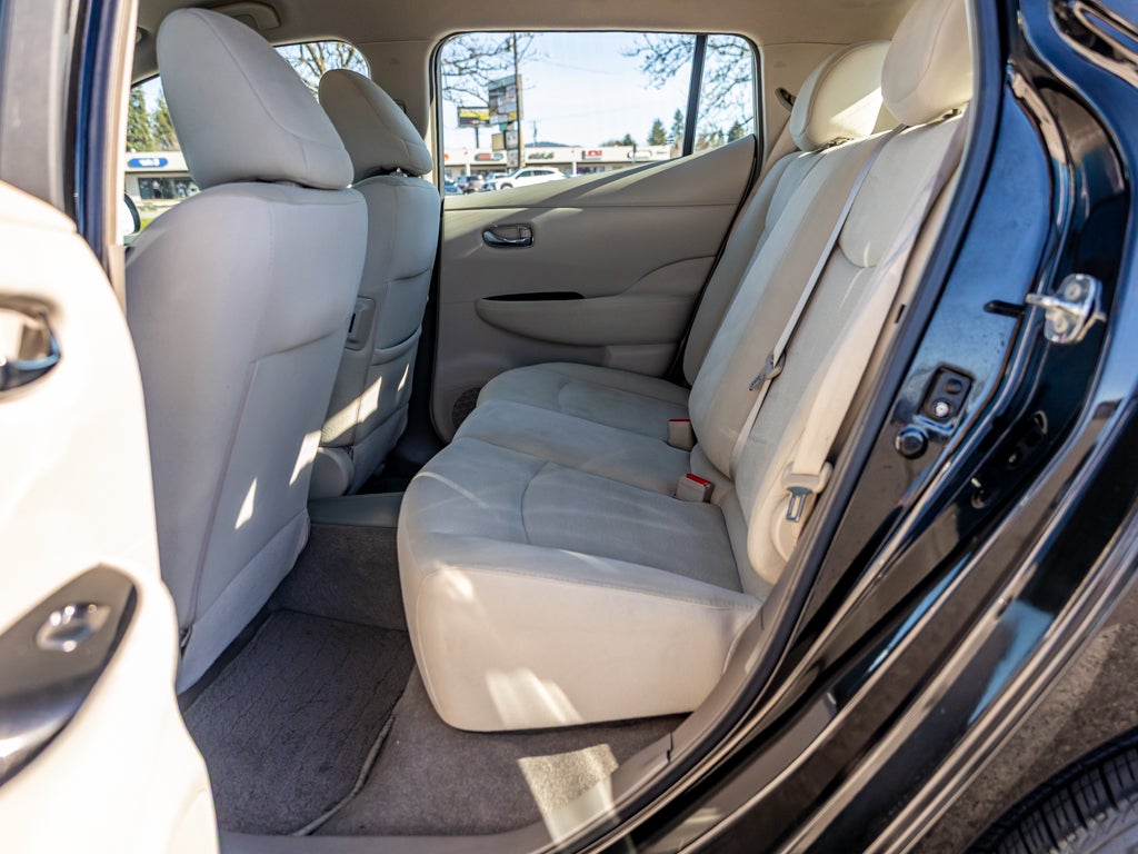 2013 Nissan LEAF Base