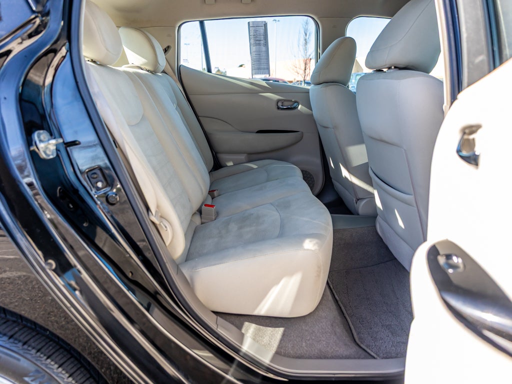 2013 Nissan LEAF Base