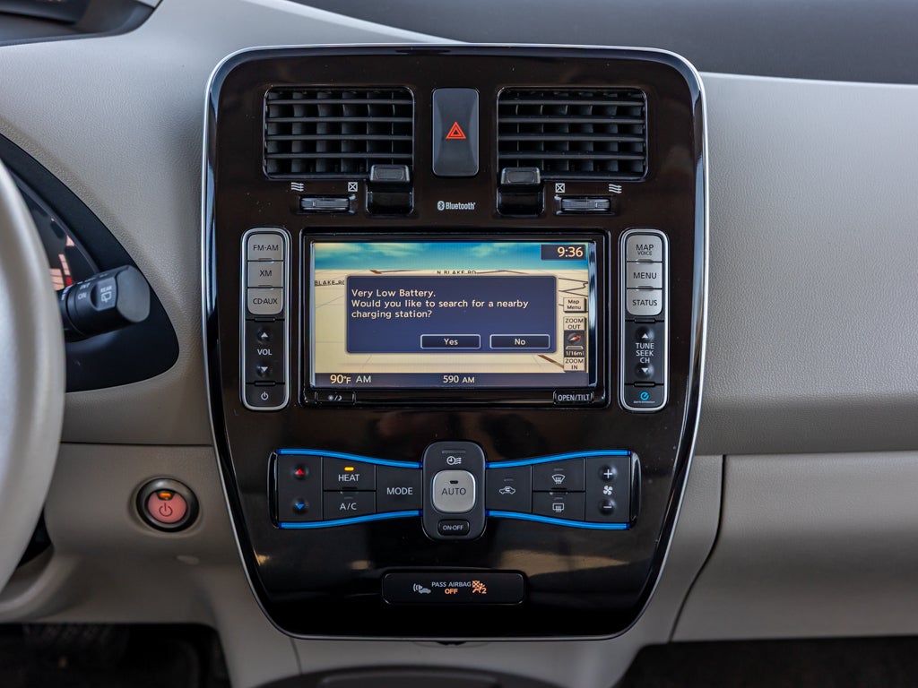 2013 Nissan LEAF Base