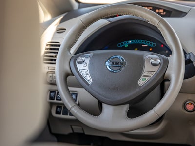 2013 Nissan LEAF Base
