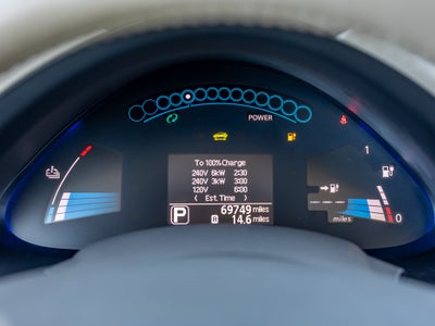 2013 Nissan LEAF Base