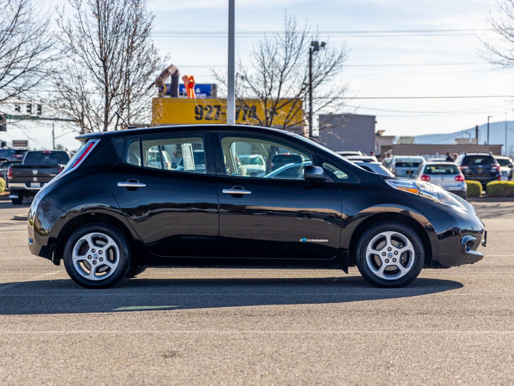2013 Nissan LEAF Base