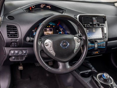 2017 Nissan LEAF Base
