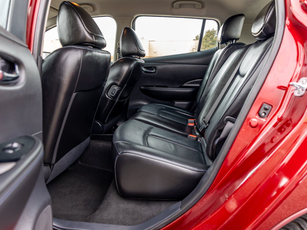 2017 Nissan LEAF Base