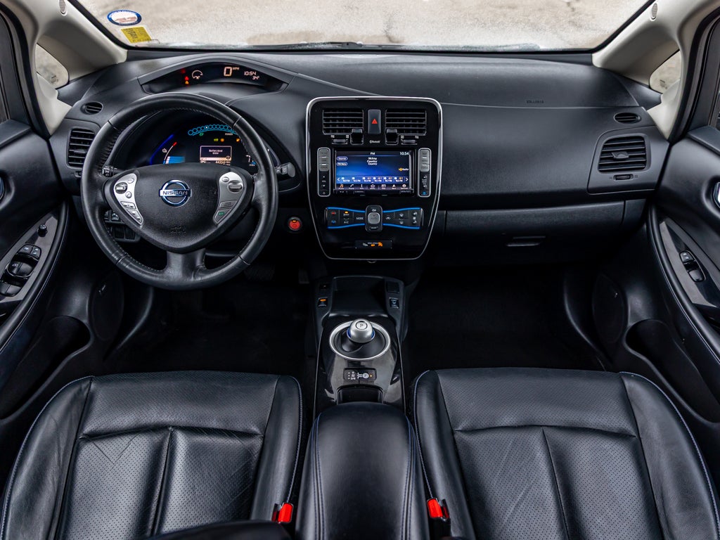 2017 Nissan LEAF Base