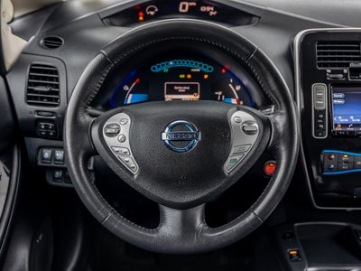 2017 Nissan LEAF Base