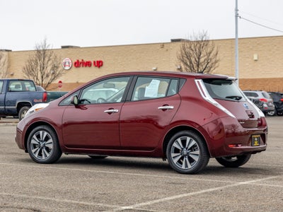2017 Nissan LEAF Base