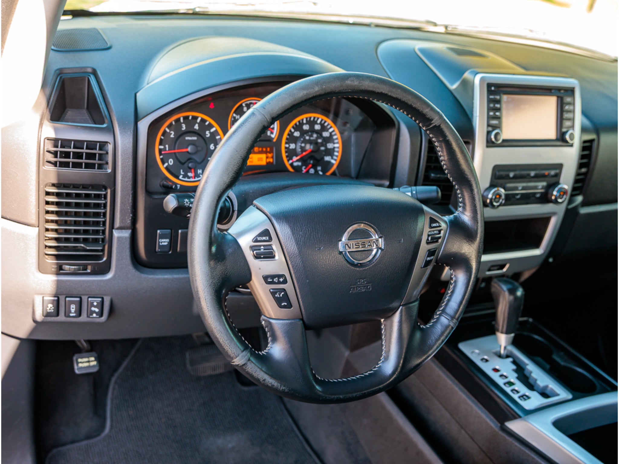 2013 Nissan Titan Base
