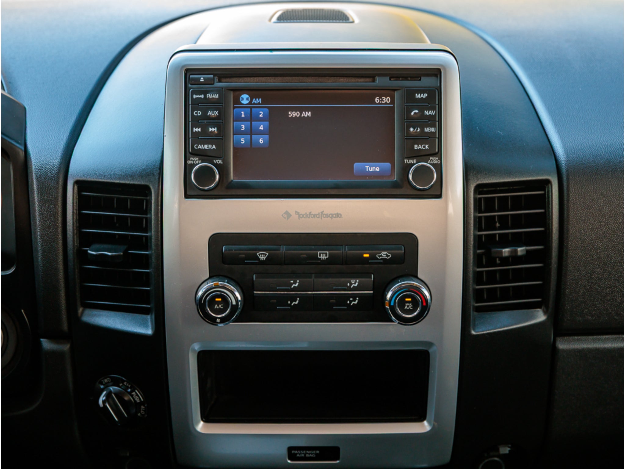 2013 Nissan Titan Base