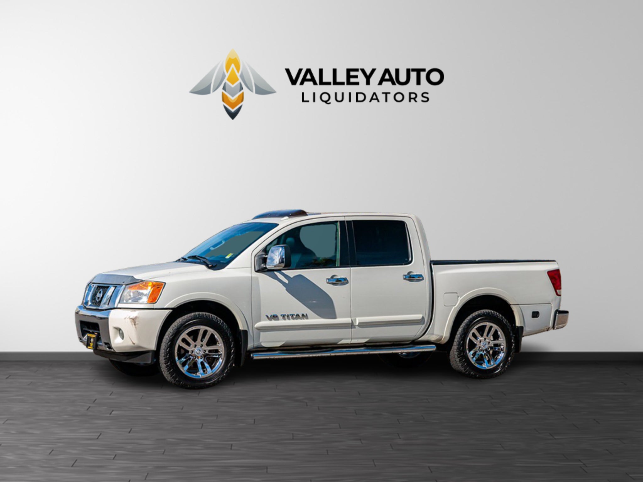 2014 Nissan Titan Base