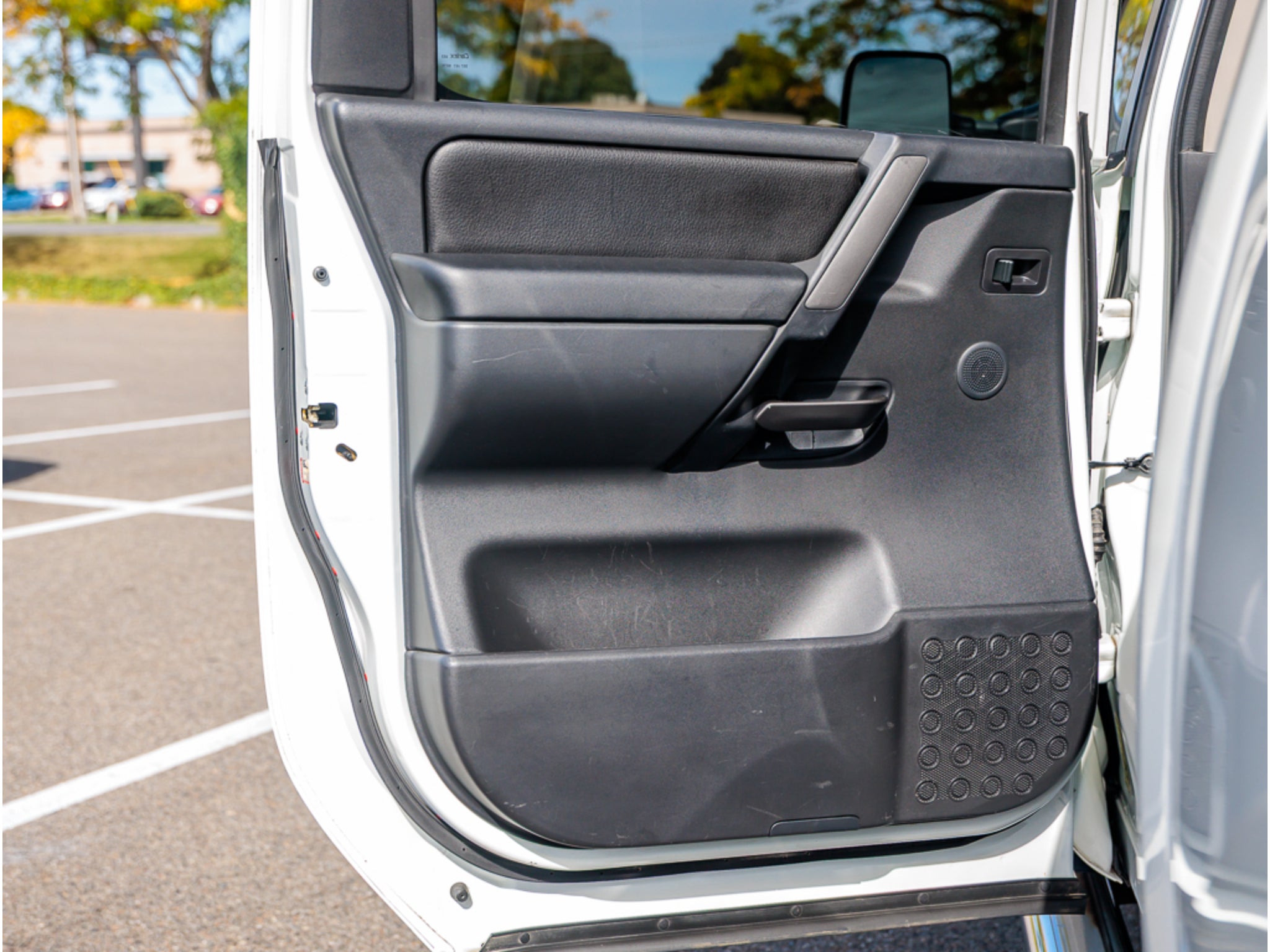2014 Nissan Titan Base