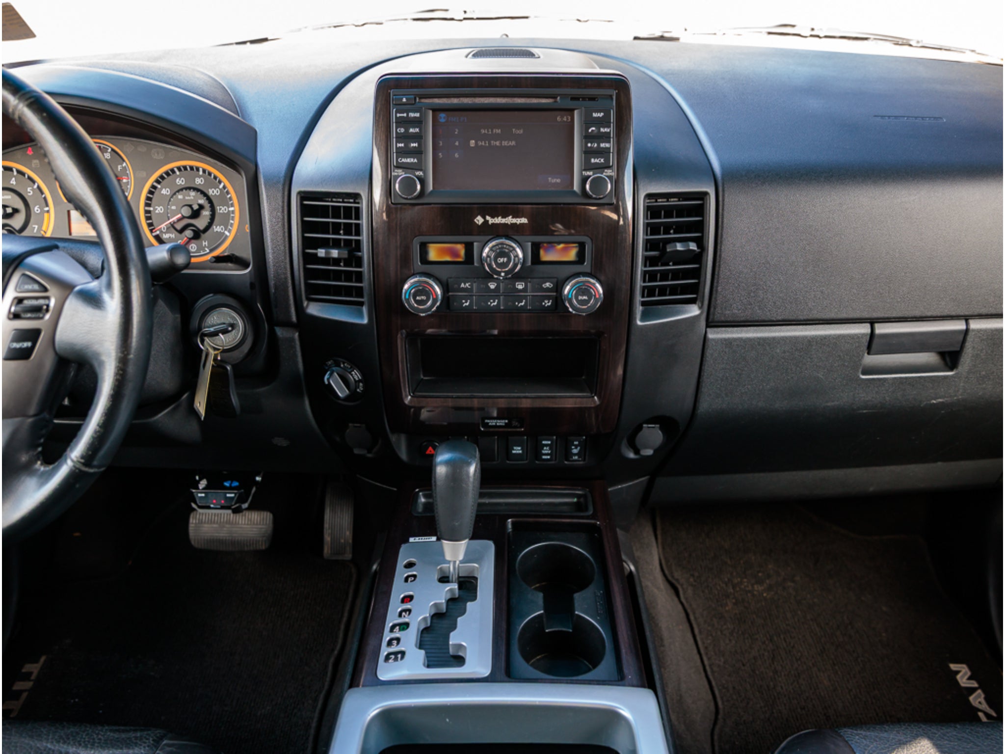2014 Nissan Titan Base