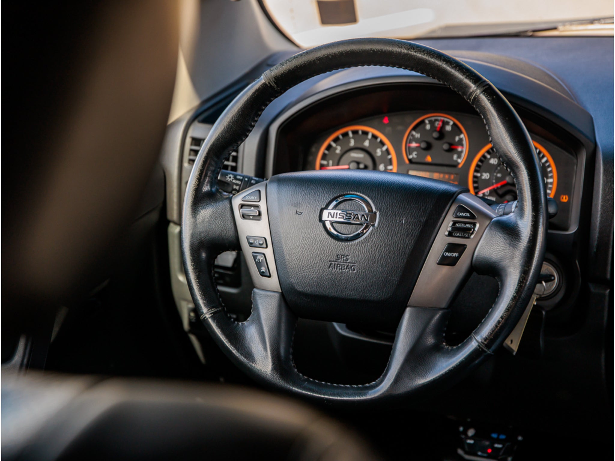 2014 Nissan Titan Base