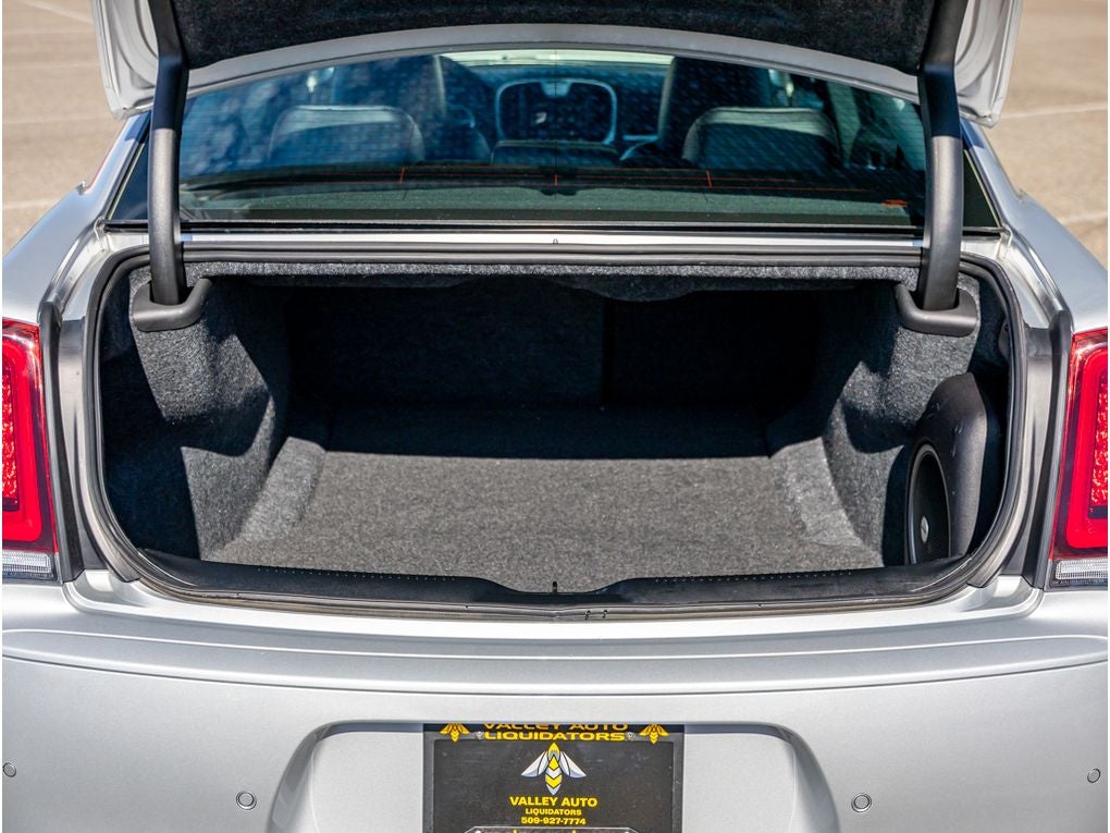 2023 Chrysler 300 Touring L